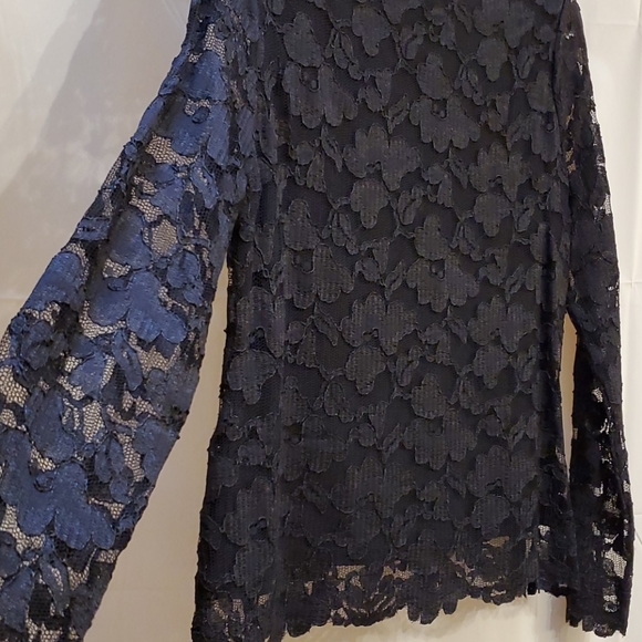 Black Lace Top sz L - Picture 3 of 3